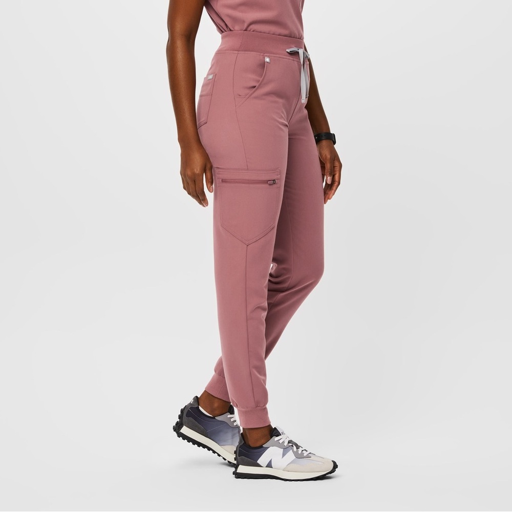 FIGS High Waisted Zamora Jogger Scrub Pants-Mauve